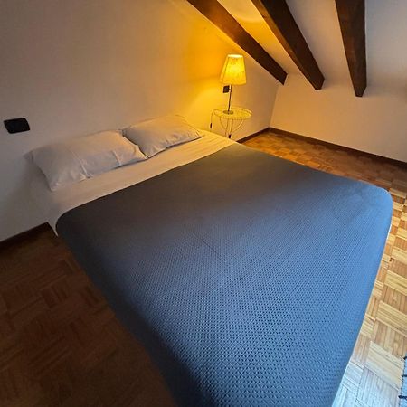 شقة La Casa Di Ale ليكو المظهر الخارجي الصورة